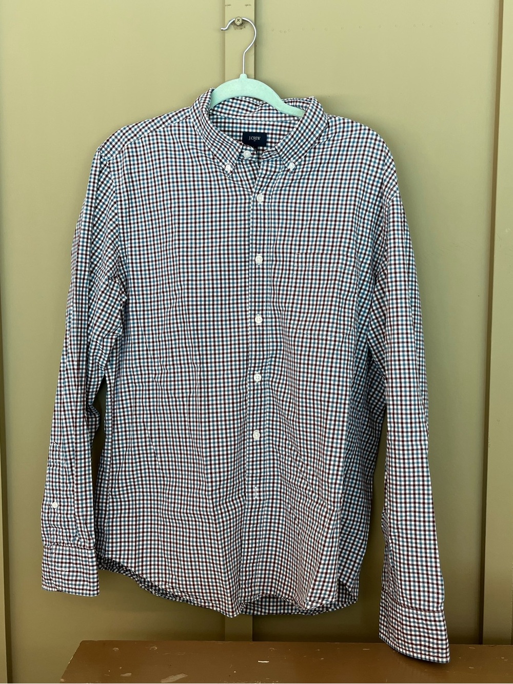 men’s long sleeve button up